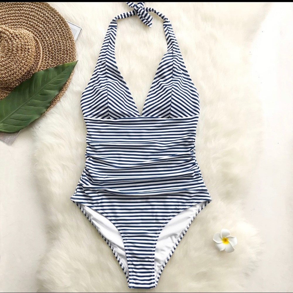 CUPSHE | halter swim suit